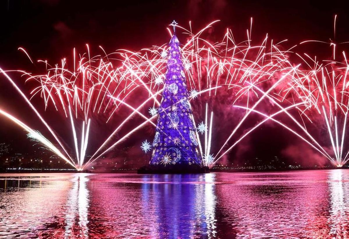 El árbol de Navidad de Lagoa, en Rio de Janeiro (Brasil).