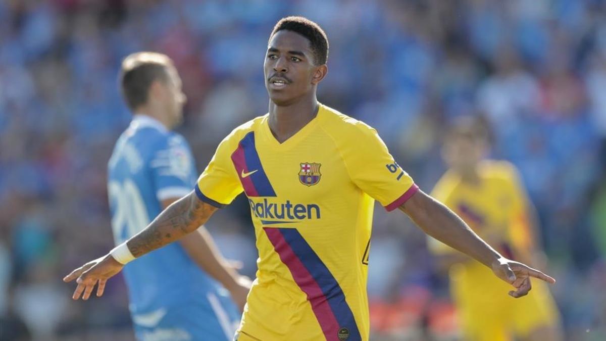 rtapounet50105260 barcelona s junior firpo celebrates after scoring during the191002160823