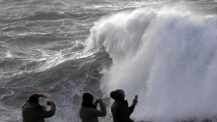Vídeo: Inundación en la playa de Almassora