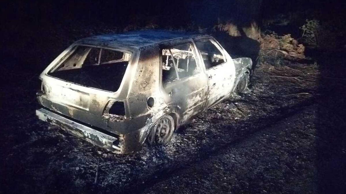 Coche quemado en Vigo: estado en el que quedó el vehículo