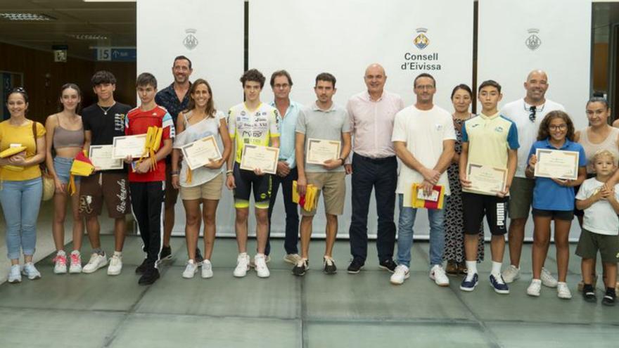 Recepción con honores en el Consell de Ibiza a deportistas ibicencos destacados