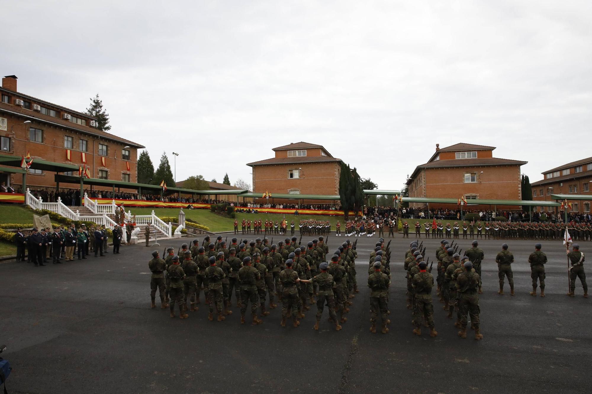 EN IMÁGENES: Desfile militar del regimiento "Príncipe" y fiesta de La Inmaculada en Cabo Noval