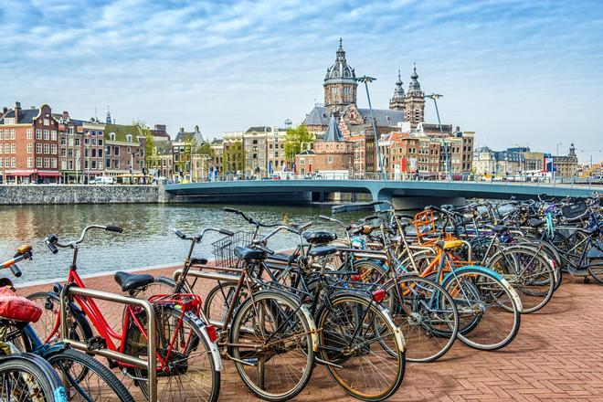 ¿Te animas a conocer Ámsterdam en bicicleta?