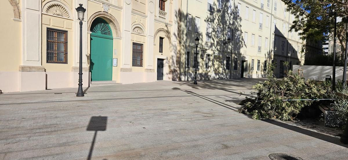 Así es la nueva Plaza de Santa Mónica de València Así es la nueva Plaza de Santa Mónica de València