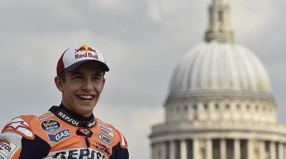 Vídeo protagonitzat pel líder de MotoGP i part del seu equip per publicitar la carrera de Silverstone.