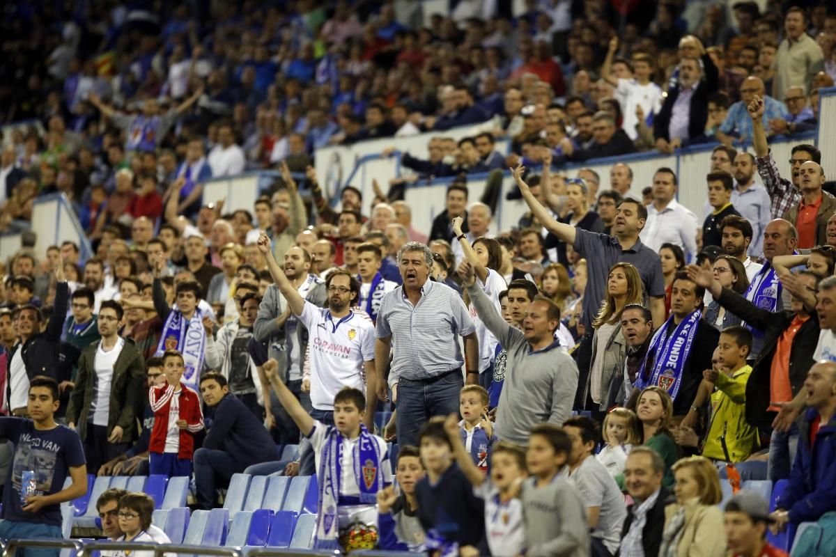 Las mejores imágenes del triunfo del Real Zaragoza sobre el Oviedo por 1-0