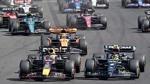 Verstappen ha forjado su ventaja en una gran salida ante Hamilton y los McLaren