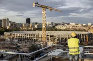 Los trabajadores de las obras del Camp Nou, tras las inspecciones: "Los jefes están tensos y nerviosos"