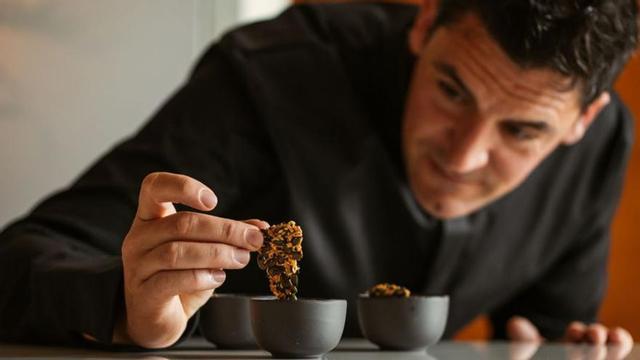 El chef Óscar Molina está al frente de La Gaia. | LUANA FAILLA