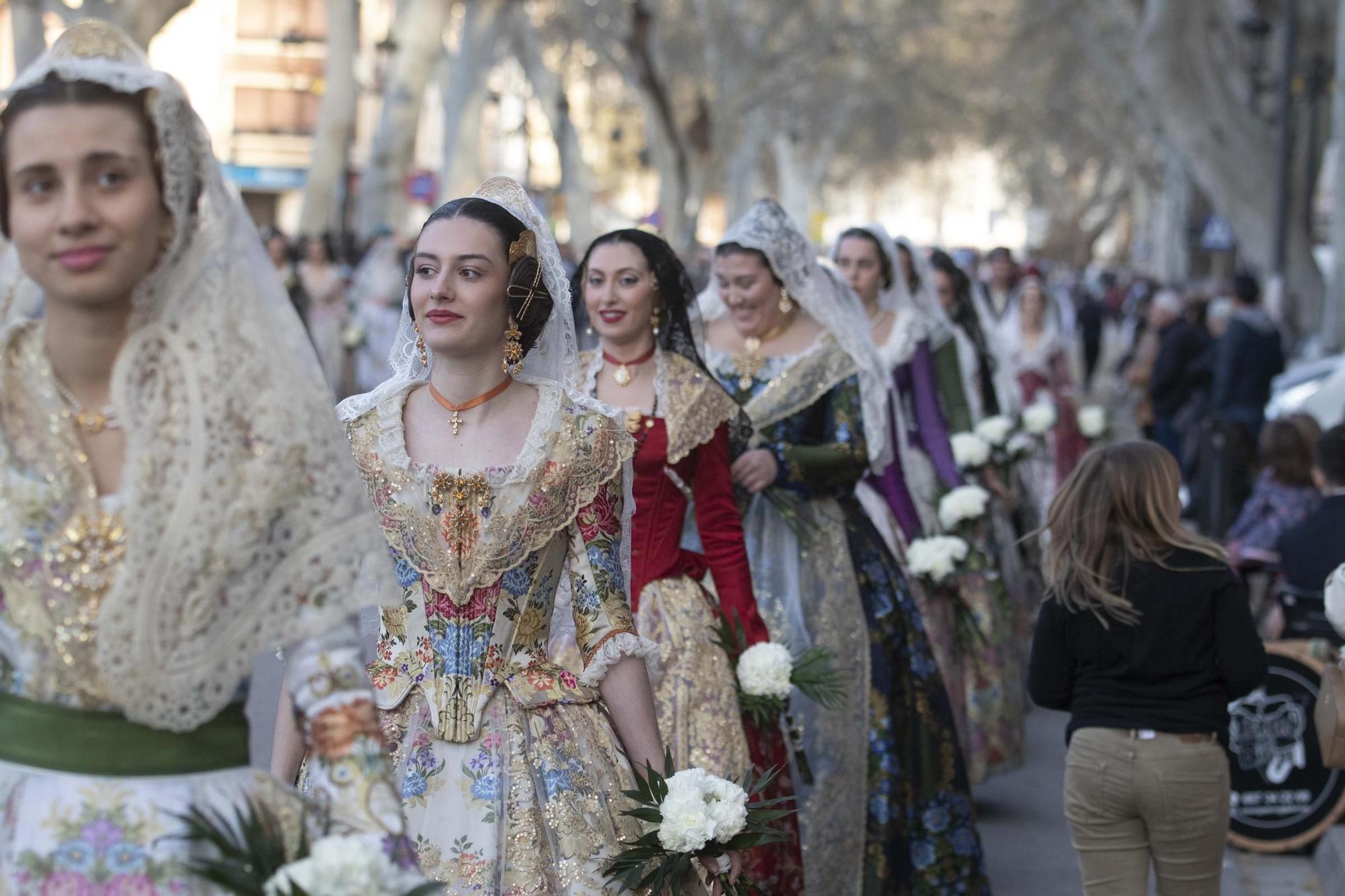 Búscate en la multitudinaria Ofrenda del sábado 22 de marzo en Xàtiva