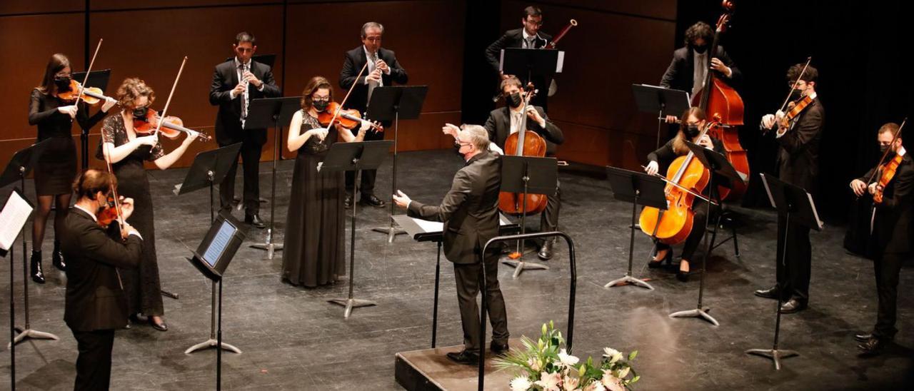 Imagen de archivo de un concierto de la Orquestra Simfònica Ciutat d’Eivissa, en 2020. |  J.A. RIERA