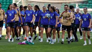 El FC Barcelona femenino durante el entrenamiento de este viernes en Lisbo para disputar mañana la final de la Liga de Campeones femenina contra el Arsenal