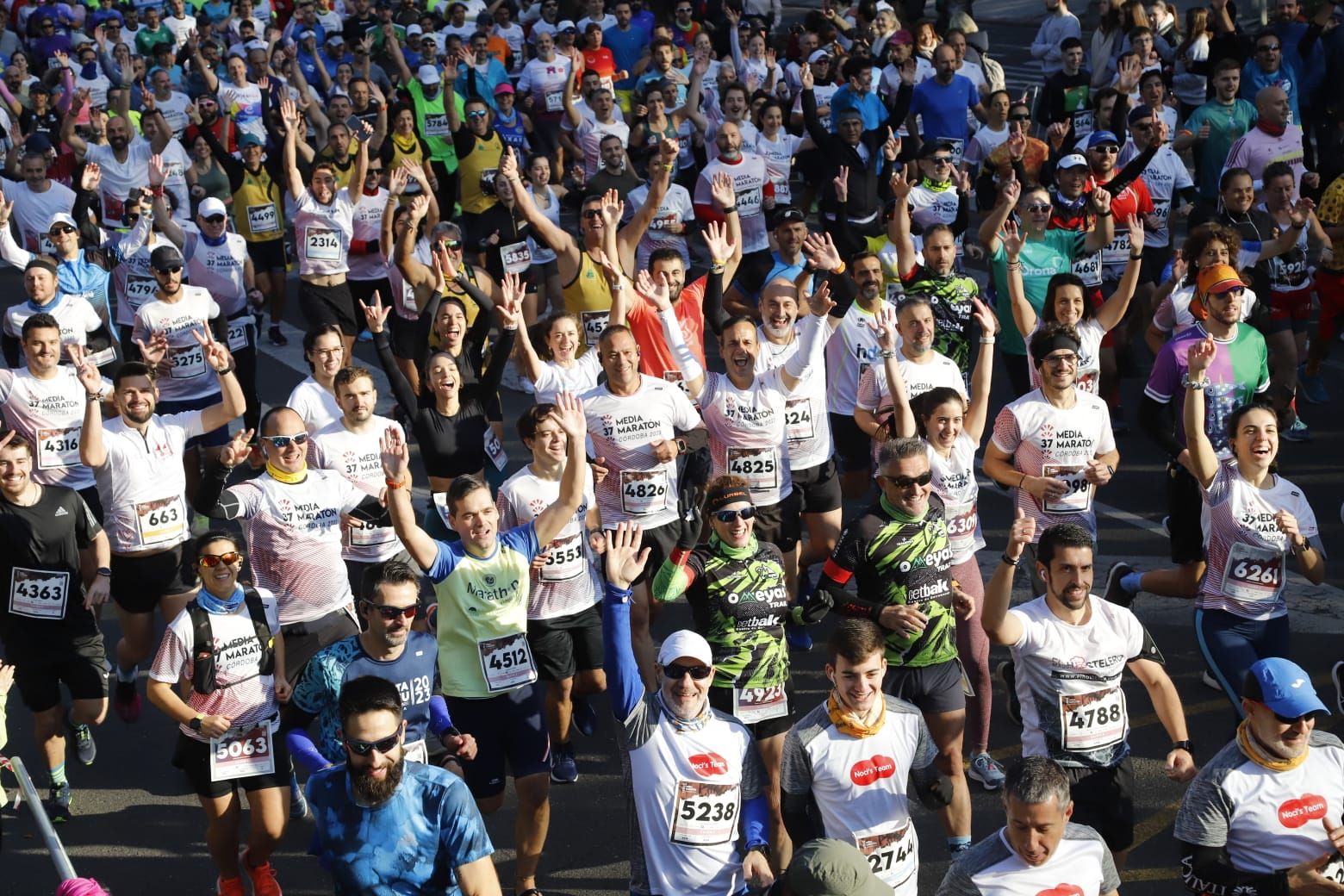 Media Maratón de Córdoba 2023: la carrera, en imágenes