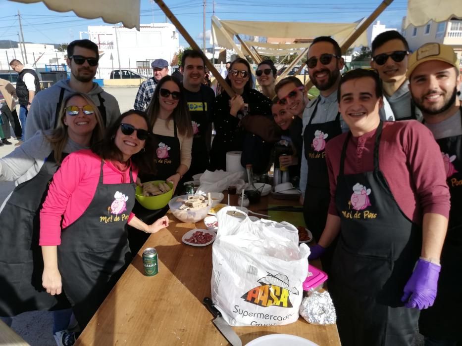 La parroquia de Can Bonet homenajea  a sus mayores con música y gastronomía