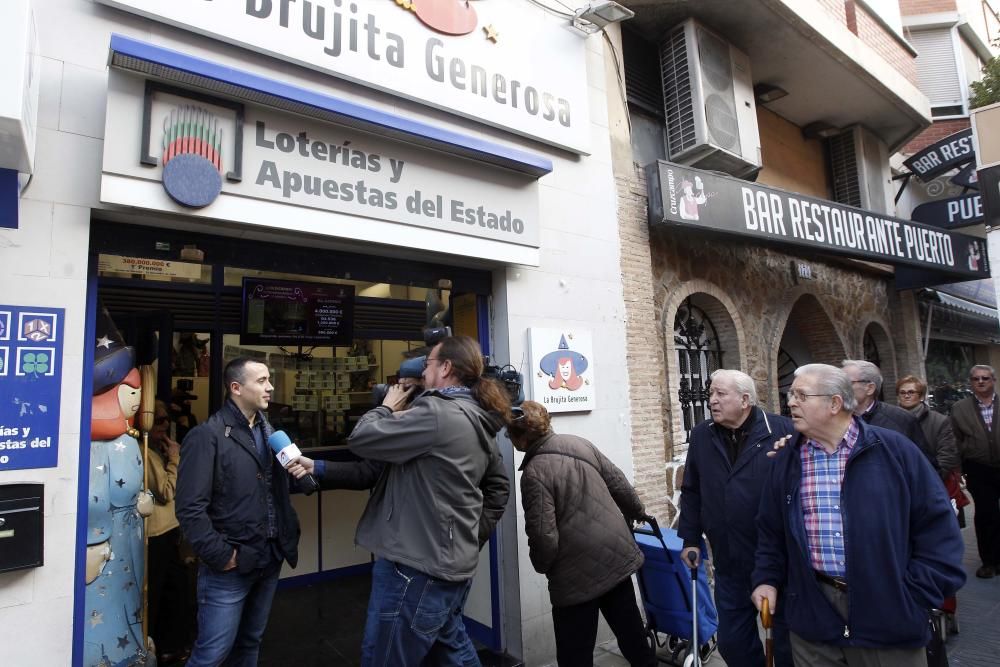 Segundo premio en la administración de la Brujita Generosa en la Avenida del Puerto