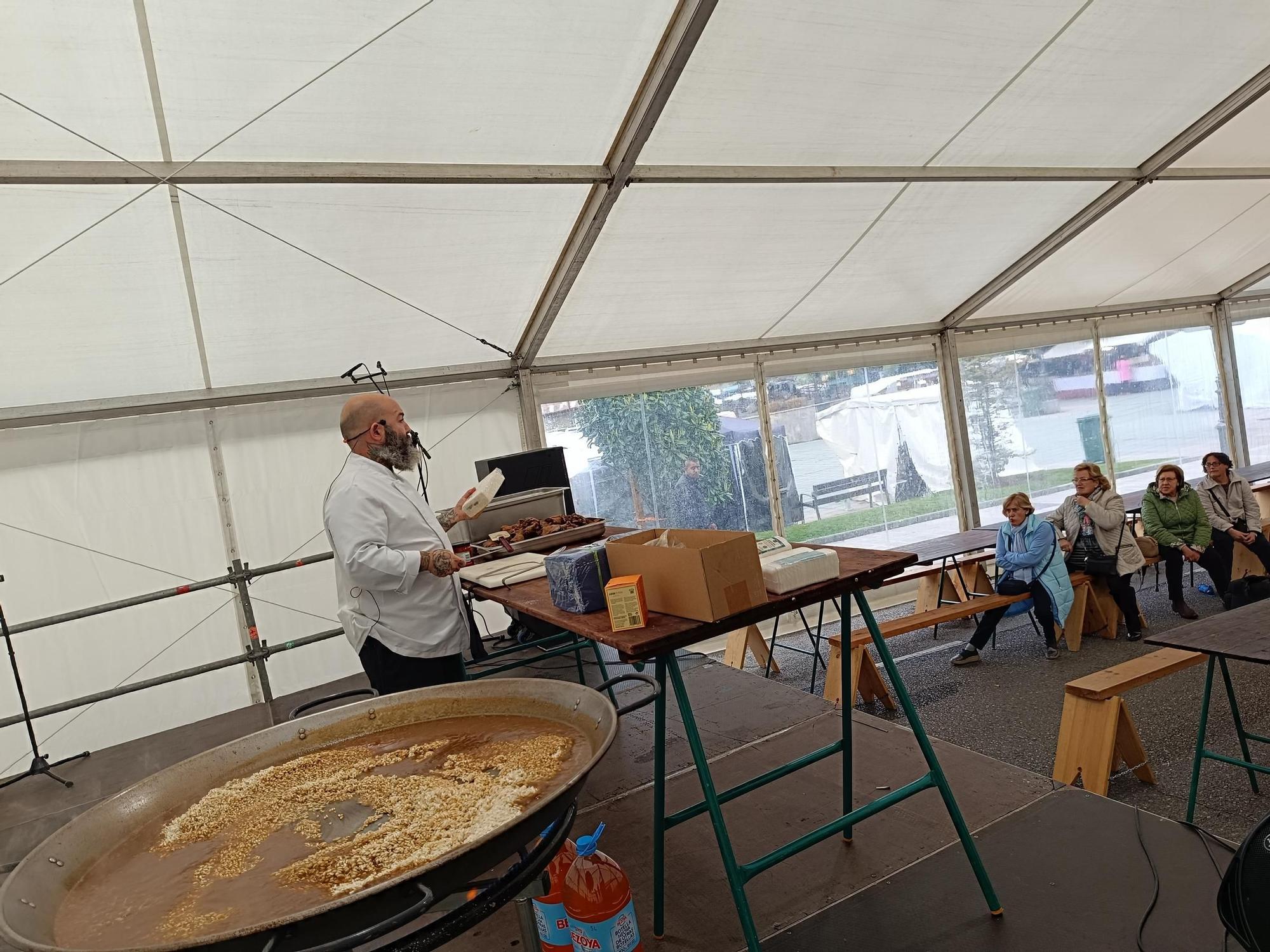 Tradición y gastronomía en la primera jornada del Mercado San Isidro de Llanera