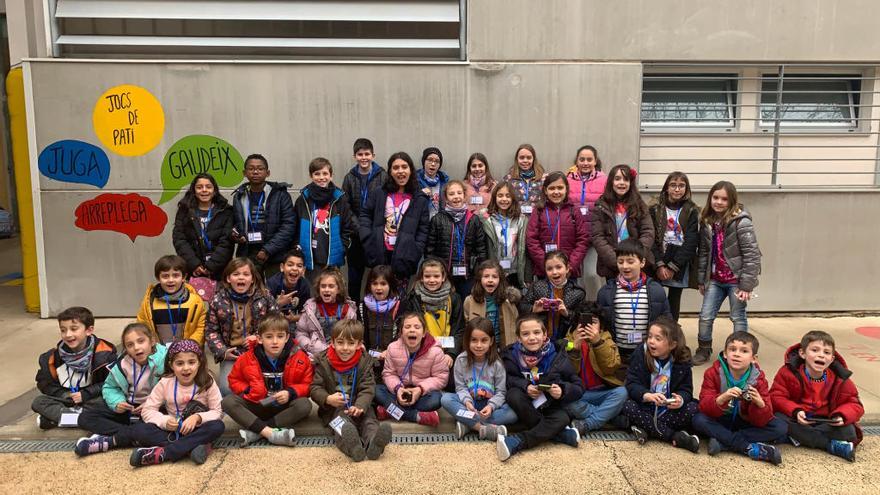 Alumnos del CEIP Gozalbes Vera participantes en el taller de fotografía