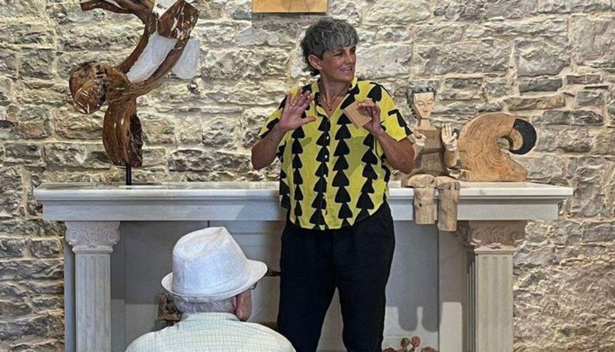 La Capella del Roser de Sant Martí de Sesgueioles acull l’exposició «Mulieres et aliae criaturae»