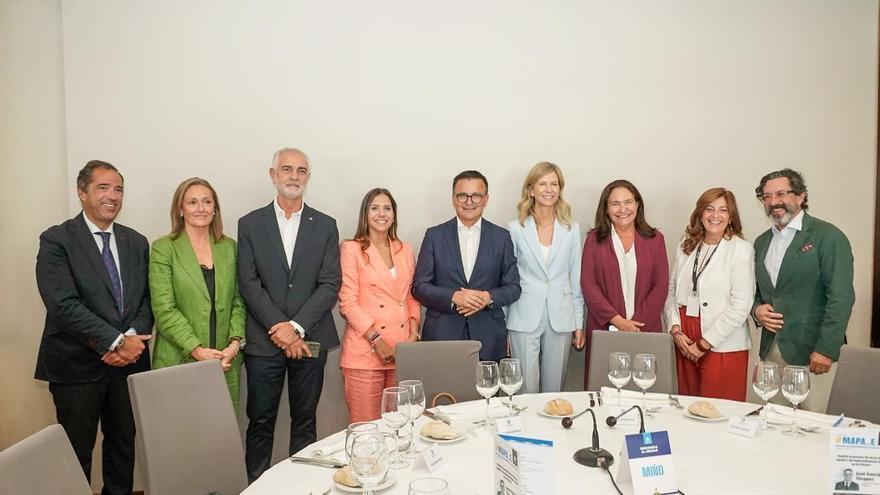 González reivindica la fortaleza del mercado laboral en Vigo