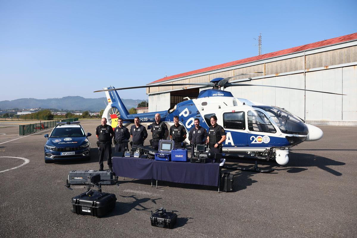 EN IMÁGENES: Los medios aéreos con los que la Policía Nacional vigila Asturias desde el cielo en verano EN IMÁGENES: Los medios aéreos con los que la Policía Nacional vigila Asturias desde el cielo en verano