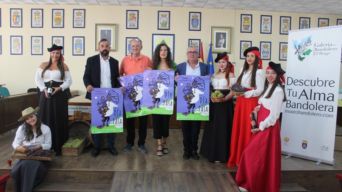 Presentación de una nueva edición del Día de la Pasa, que tiene lugar este domingo 17 de septiembre en el municipio de El Borge.