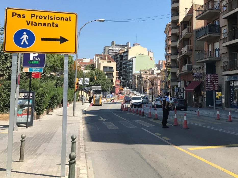 Asfaltatge plaça del Sol de figueres