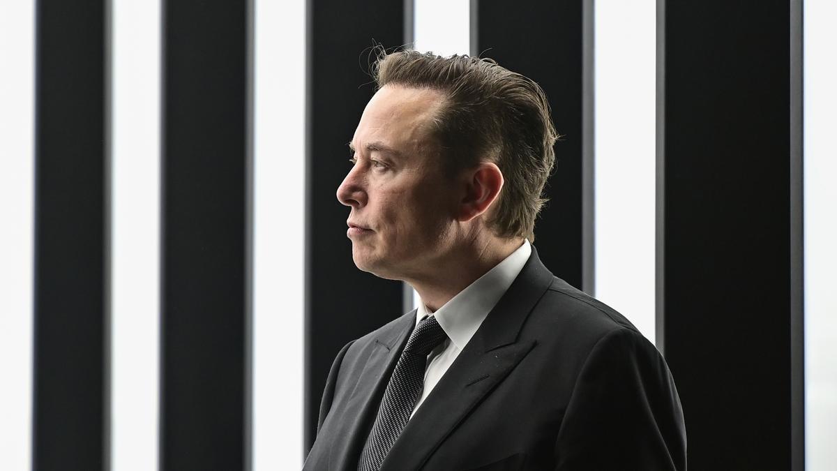 Elon Musk espera que l’assaig d’un xip cerebral sense fil comenci les proves en humans en sis mesos