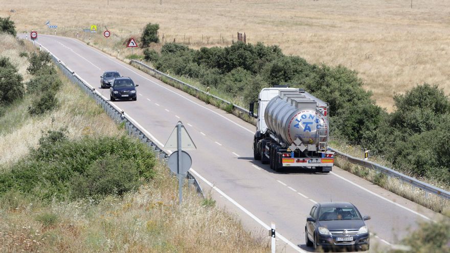 El proyecto para desdoblar la carretera de Casar de Cáceres se enviará al Gobierno esta semana