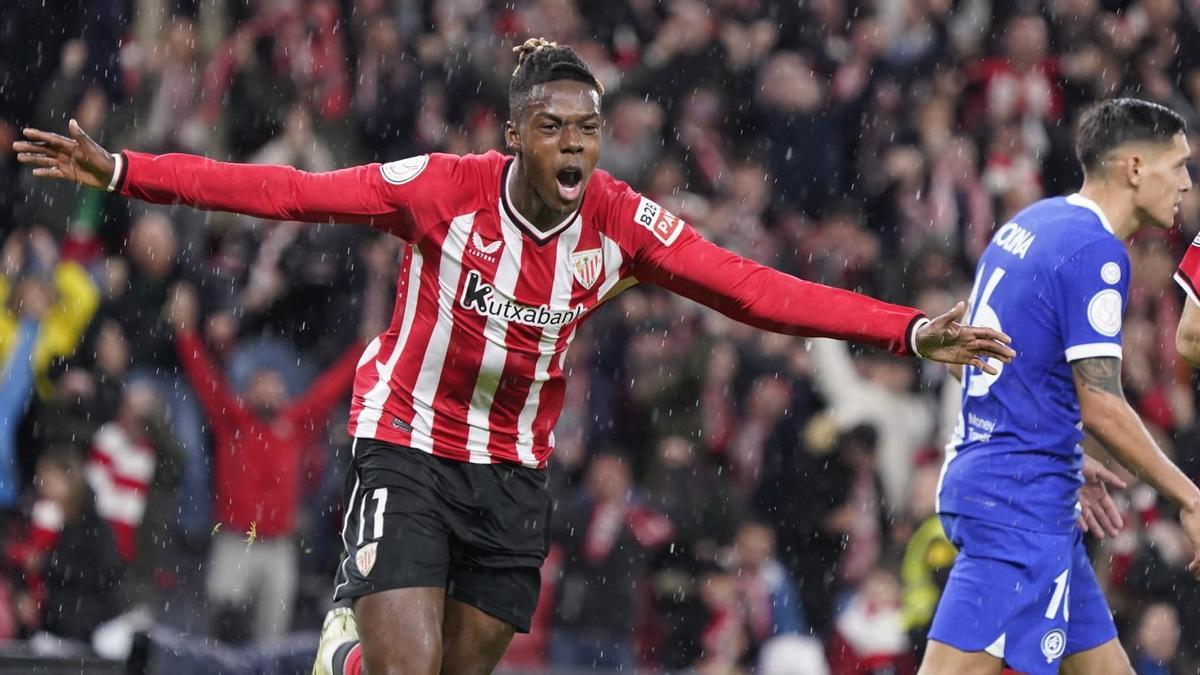 Nico Williams celebra el 2-0 en San Mamés.