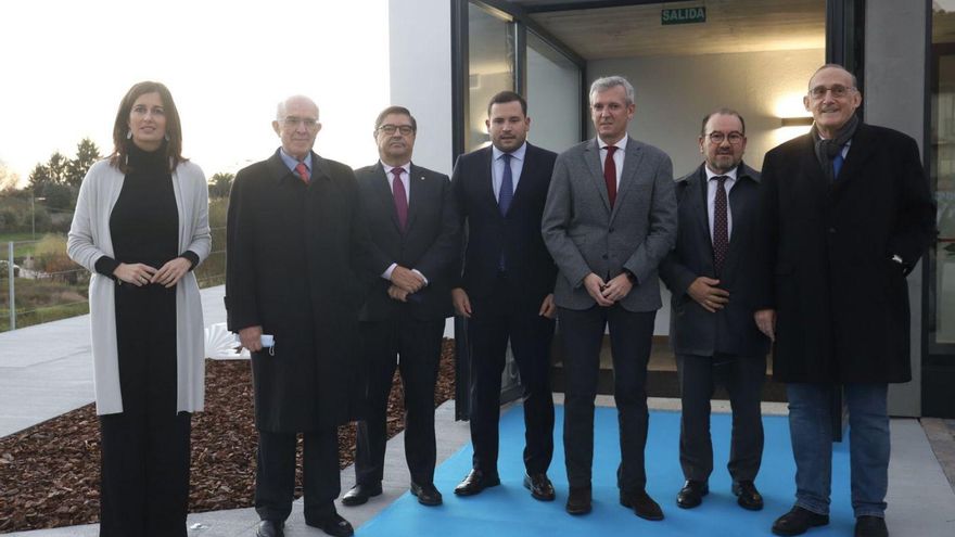 Participantes en el acto celebrado ayer en Tenorio (Cerdedo-Cotobade).
