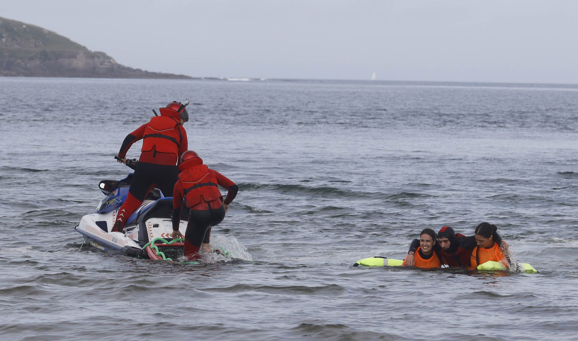 Así fue el rescate de película en Monteferro y Praia América