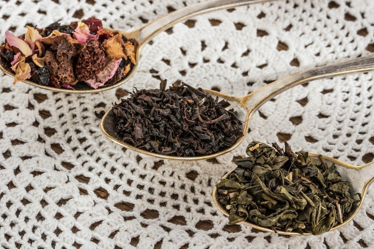 El té negro tiene diferentes propiedades que lo hacen bueno para su consumo diario