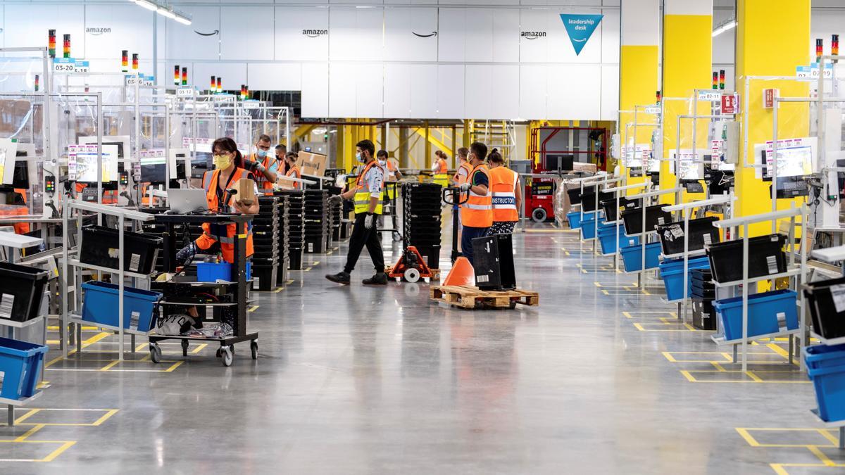 Interior de las instalaciones del centro de Amazon en Illescas (Toledo)