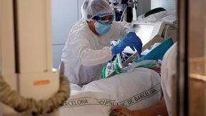 La incidència de la Covid passa de 100 punts a Catalunya