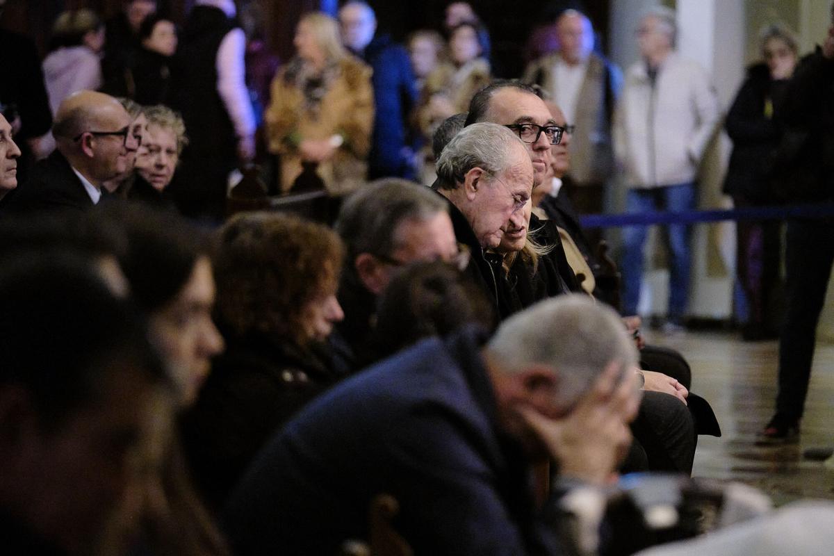 El obispo de Málaga, José Antonio Satué, ha recordado a todas las víctimas del accidente ferroviario de Adamuz (Córdoba) durante una misa que se ha celebrado este domingo en la Catedral Basílica de la Encarnación