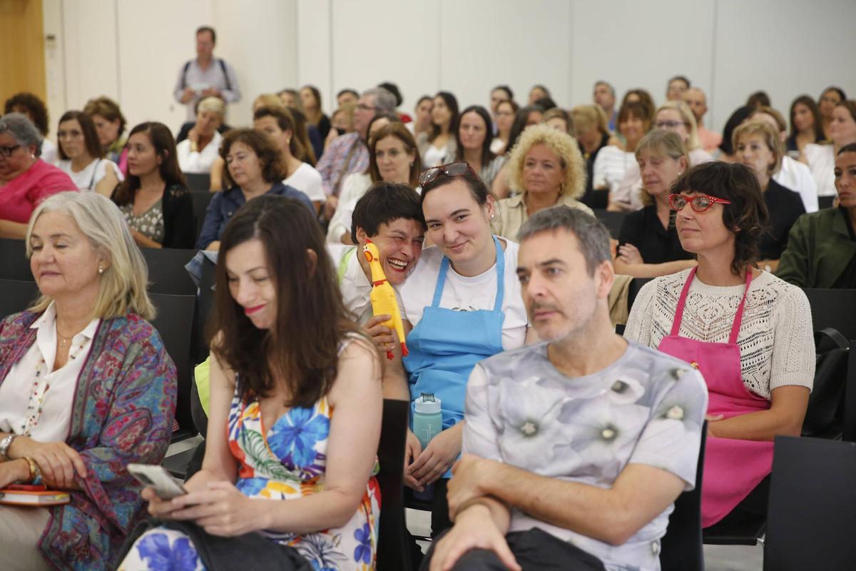 Parte de los participantes en la IV Jornada de actualización en cáncer y patologías orales para la atención primaria en Asturias.