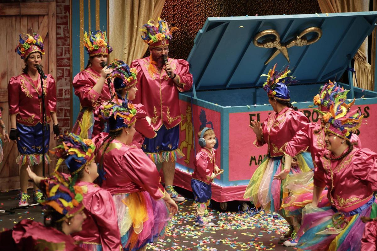 El primer pase del concurso de charangas de Gijón, en imágenes