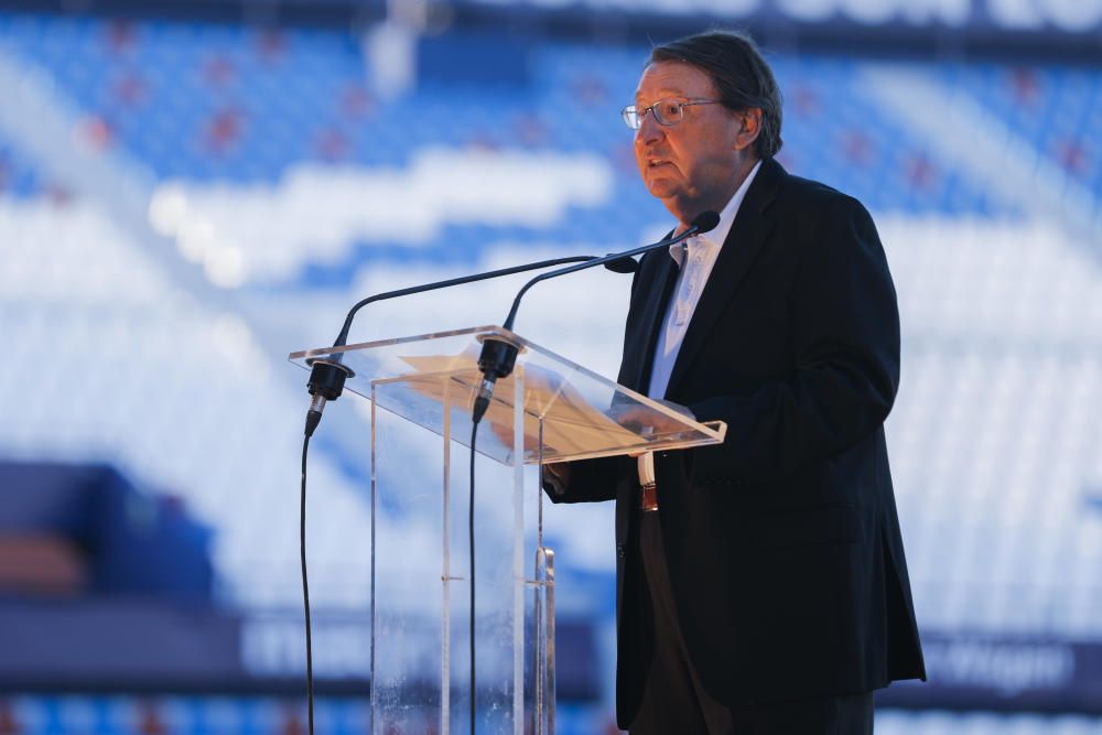 Presentación de la nueva ciudad deportiva del Levante UD en Nazaret