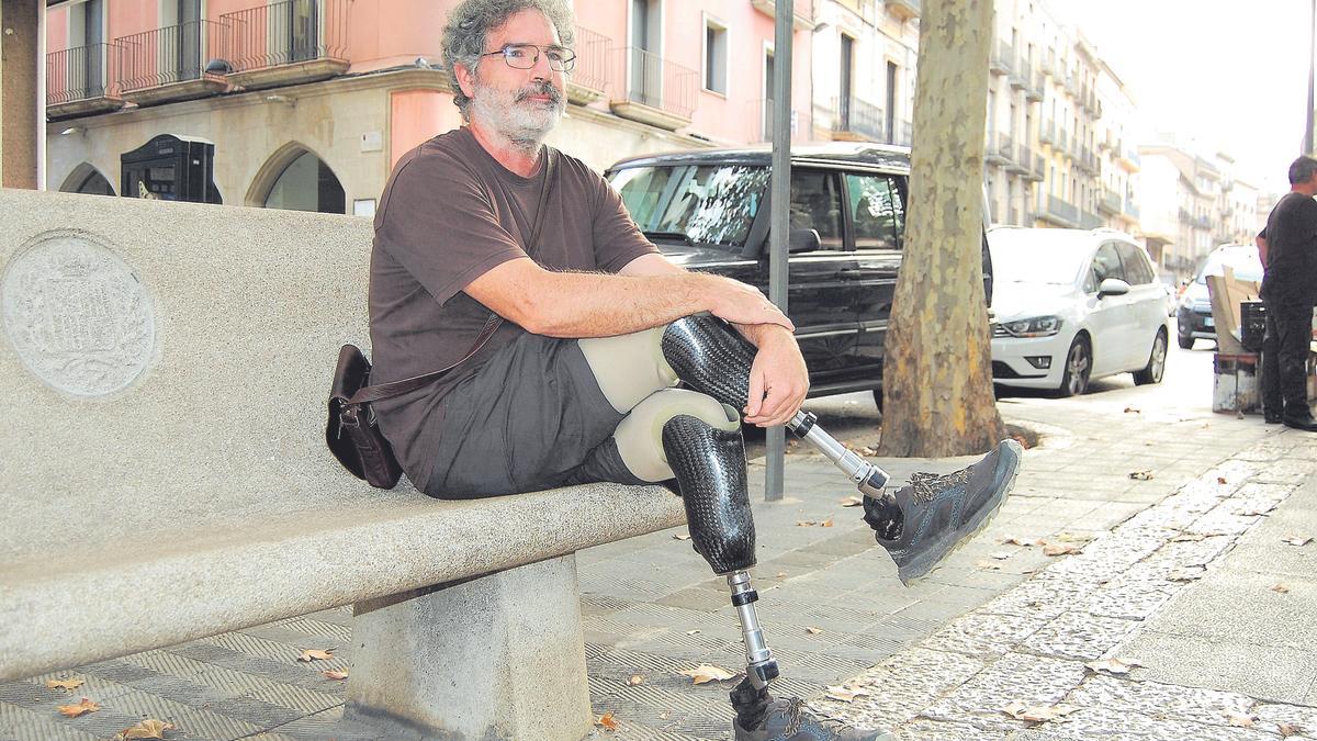 Jordi Pich porta dues pròtesis a les cames.