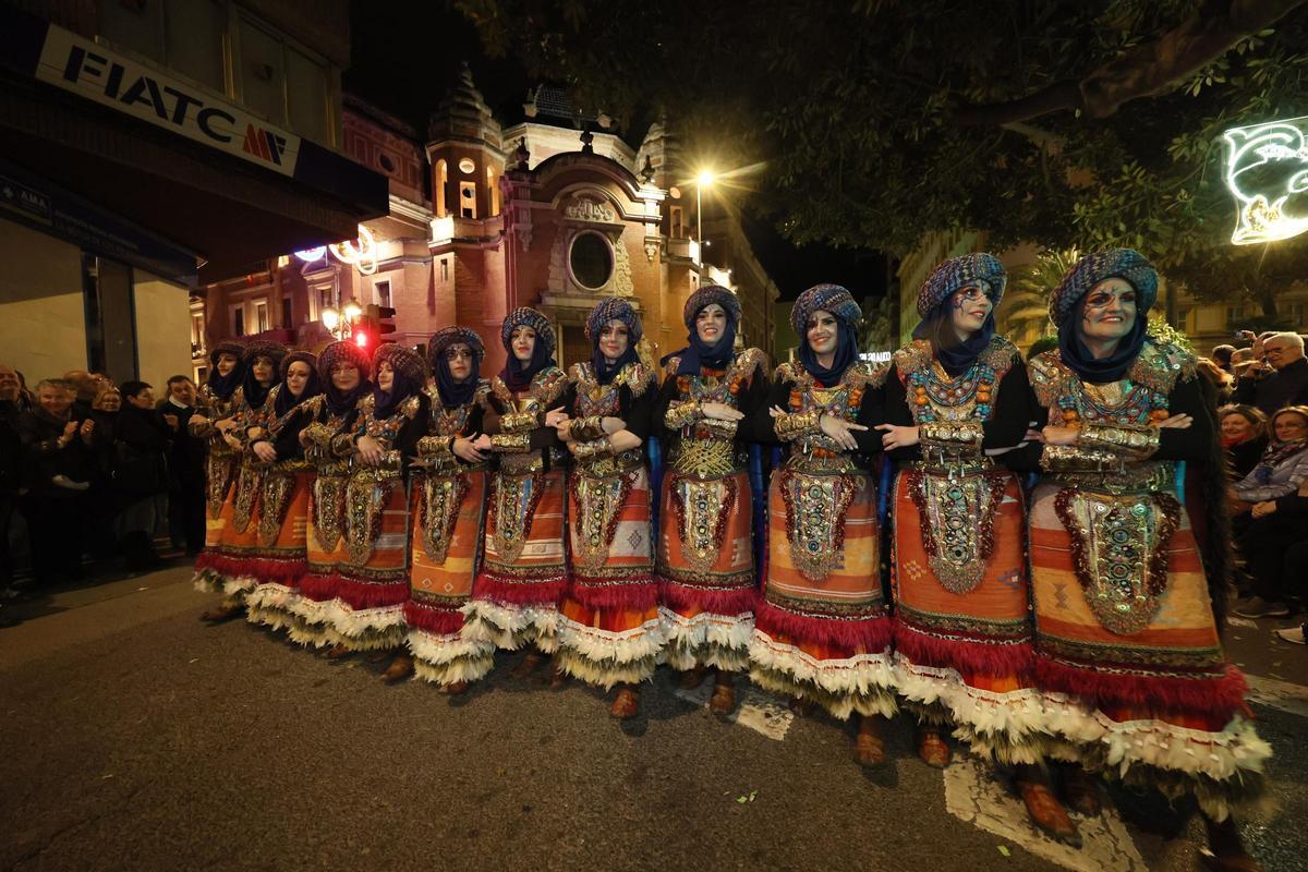 Las imágenes del desfile extraordinario del 50 aniversario de Moros d'Alquería