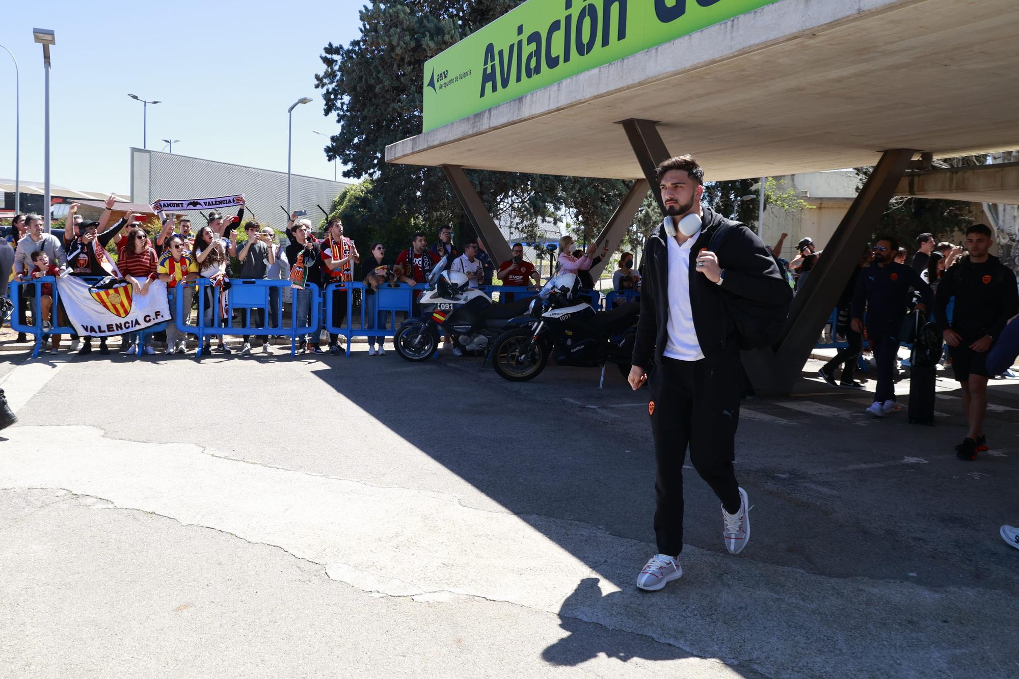 Así ha recibido la afición recibe al Valencia CF en Manises