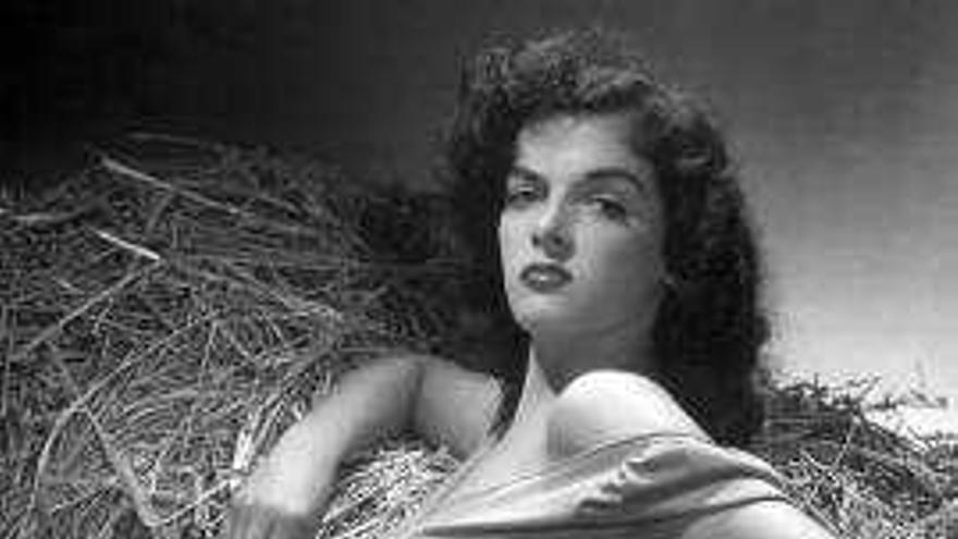 Jane Russell, en «El forajido». Howard Hughes encargó los sostenes a un ingeniero.