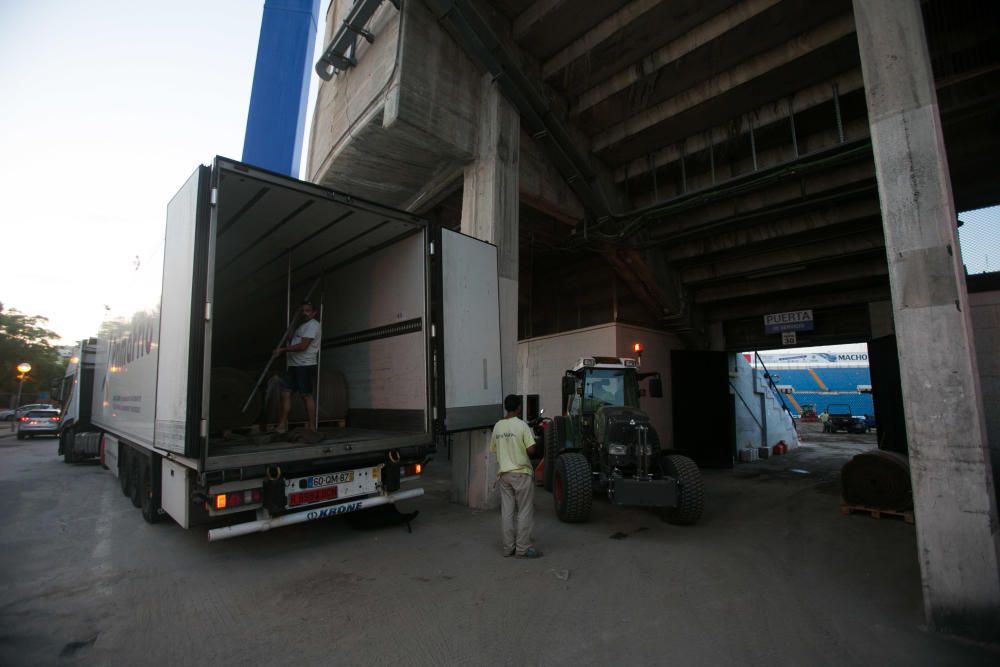 7 años después de la última reposición, el estadio cuenta con un césped de la máxima categoría