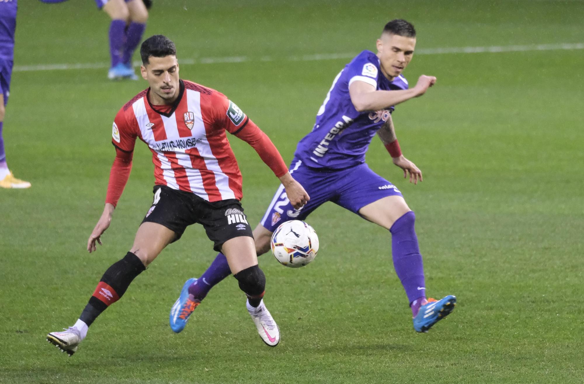 El partido del Sporting ante el Logroñés, en imágenes