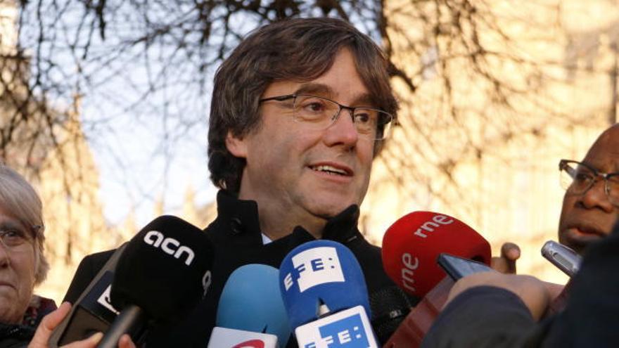 Puigdemont creu que el consell de ministres del 21-D és una «provocació clara»