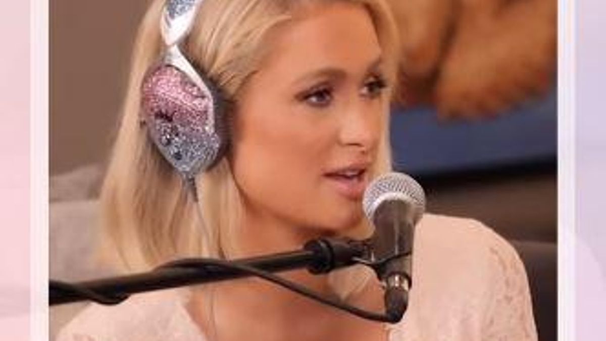 Paris Hilton durante la entrevista