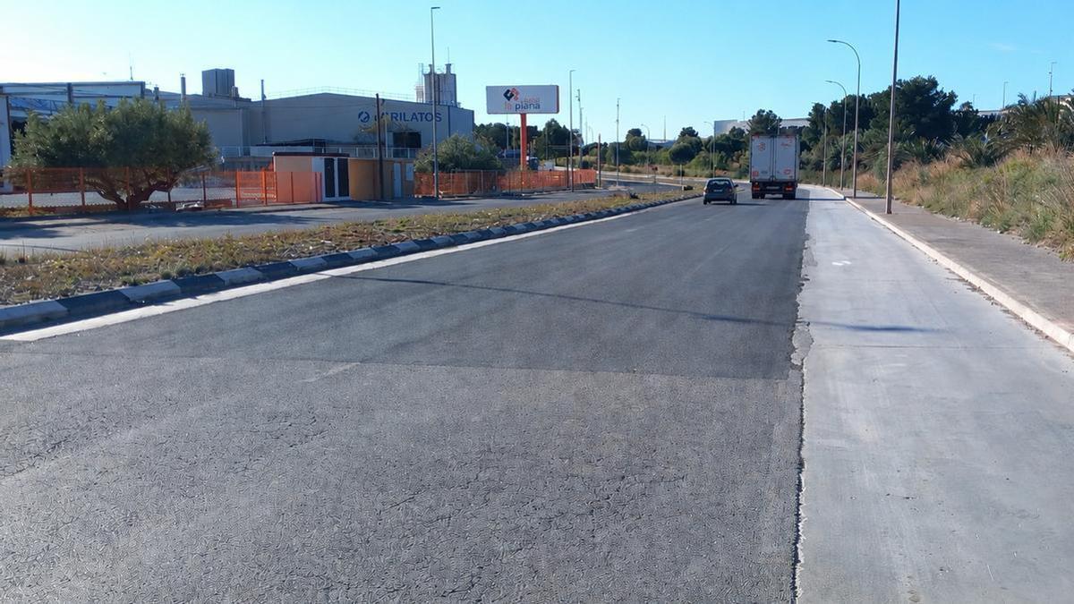 Mejoran las áreas industriales de Onda con nuevas inversiones en asfaltado e infraestructuras.