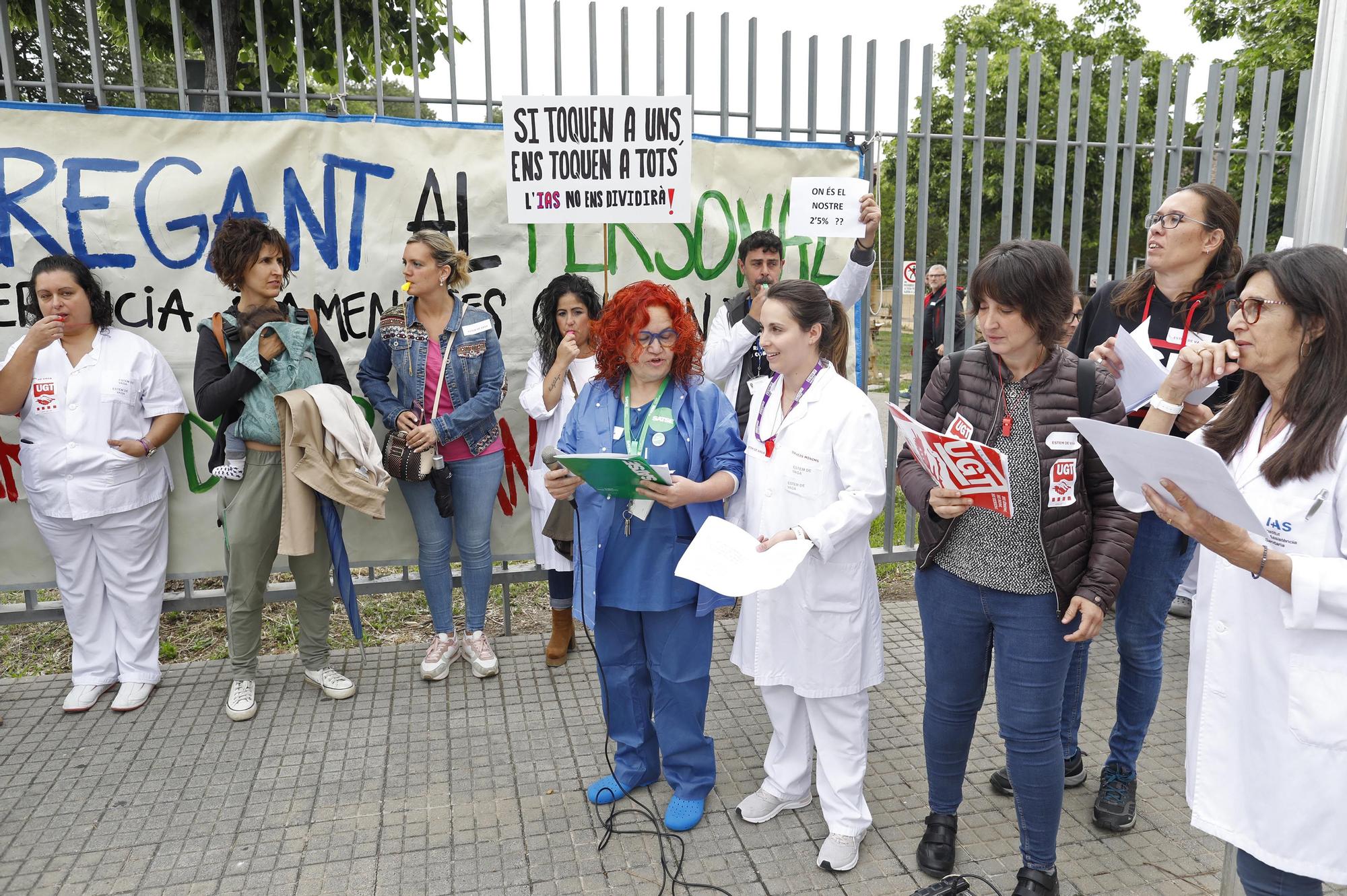 Treballadors de l'hospital Santa Caterina i Salut Mental denuncien que l'empresa s'oposa a negociar