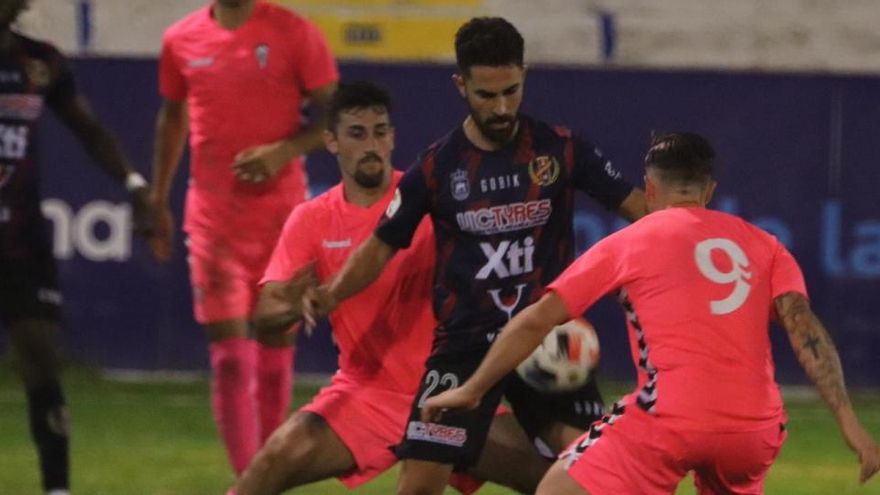 El Yeclano se lleva el trofeo de Alcoy en los penaltis (0-0)