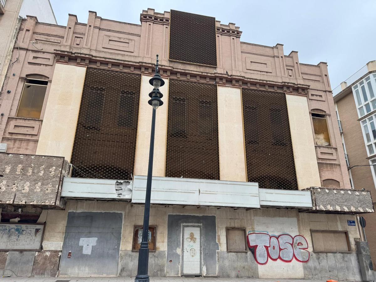 La fachada del Cine Central en Cartagena.